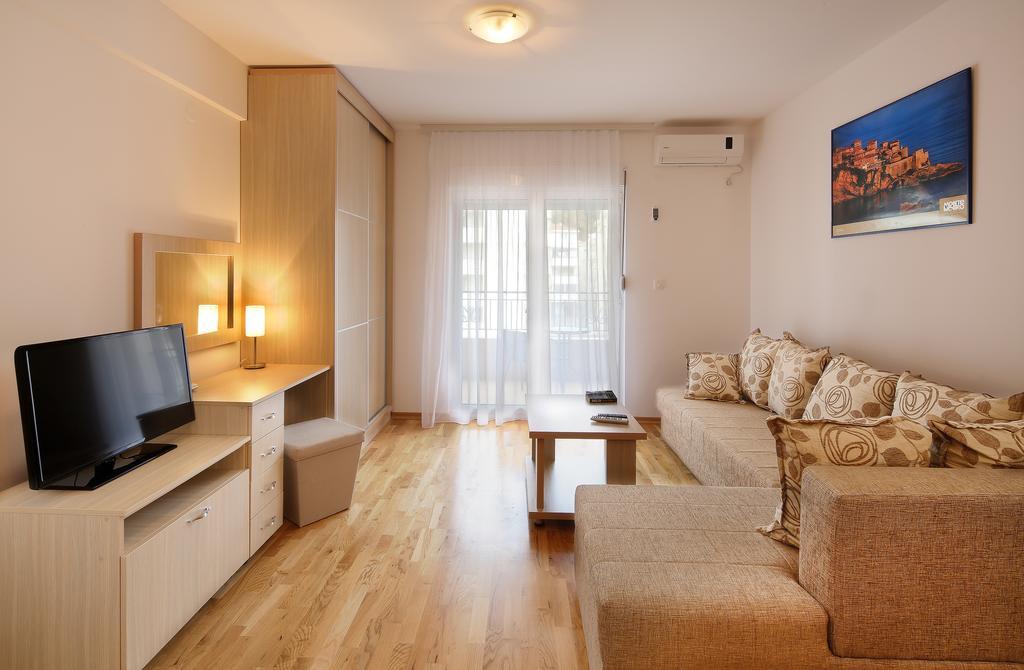 Apartments Pegasus Lux Budva Pokoj fotografie