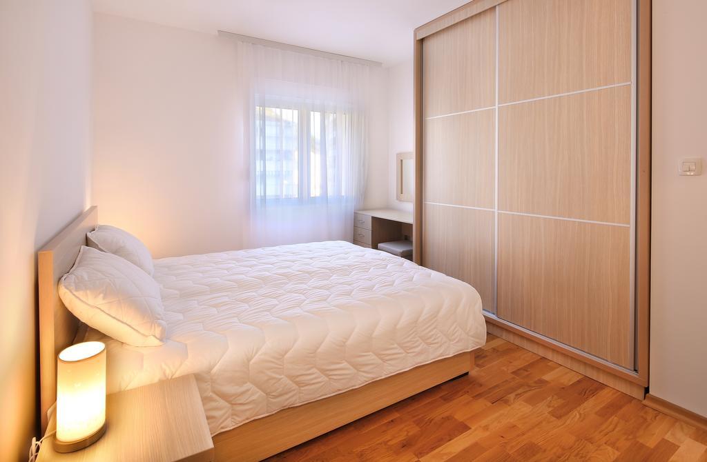 Apartments Pegasus Lux Budva Pokoj fotografie